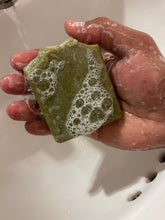 Load image into Gallery viewer, Acne relief: Aloe vera soap can help treat acne.
Skin texture: Aloe vera extract can help tone your skin, and cucumber seed oil help lock in moisture.
Skin redness and inflammation: Cucumber contains caffeic acid, which can help cool and reduce skin redness and inflammation.