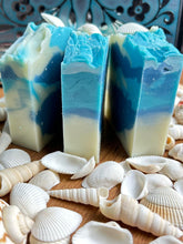 Load image into Gallery viewer, Deep Blue Ocean Soap: Fresh and Natural, this soap is made with natural ingredients that will leave you feeling soft and smooth. This soap also has several skin benefits like, highly cleansing- Moisturizing, Skin healing properties. Promotes healthy skin rich in Vitamin E (antioxidants), This soap can help with acne and scars, fungi and athletes' foot...